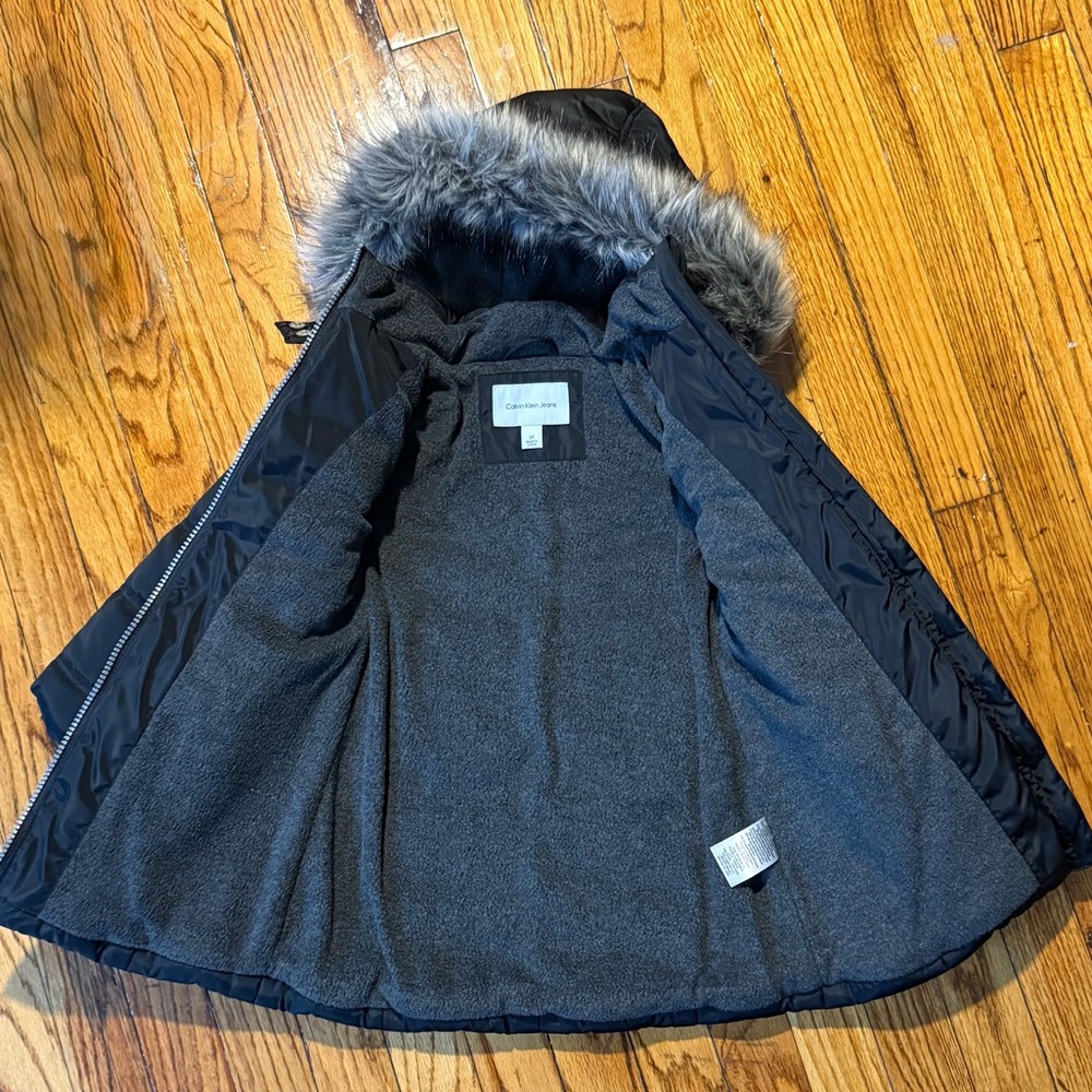 Calvin Klein: Mid-length Coat With Faux Fur Hood - Picture 2 of 3